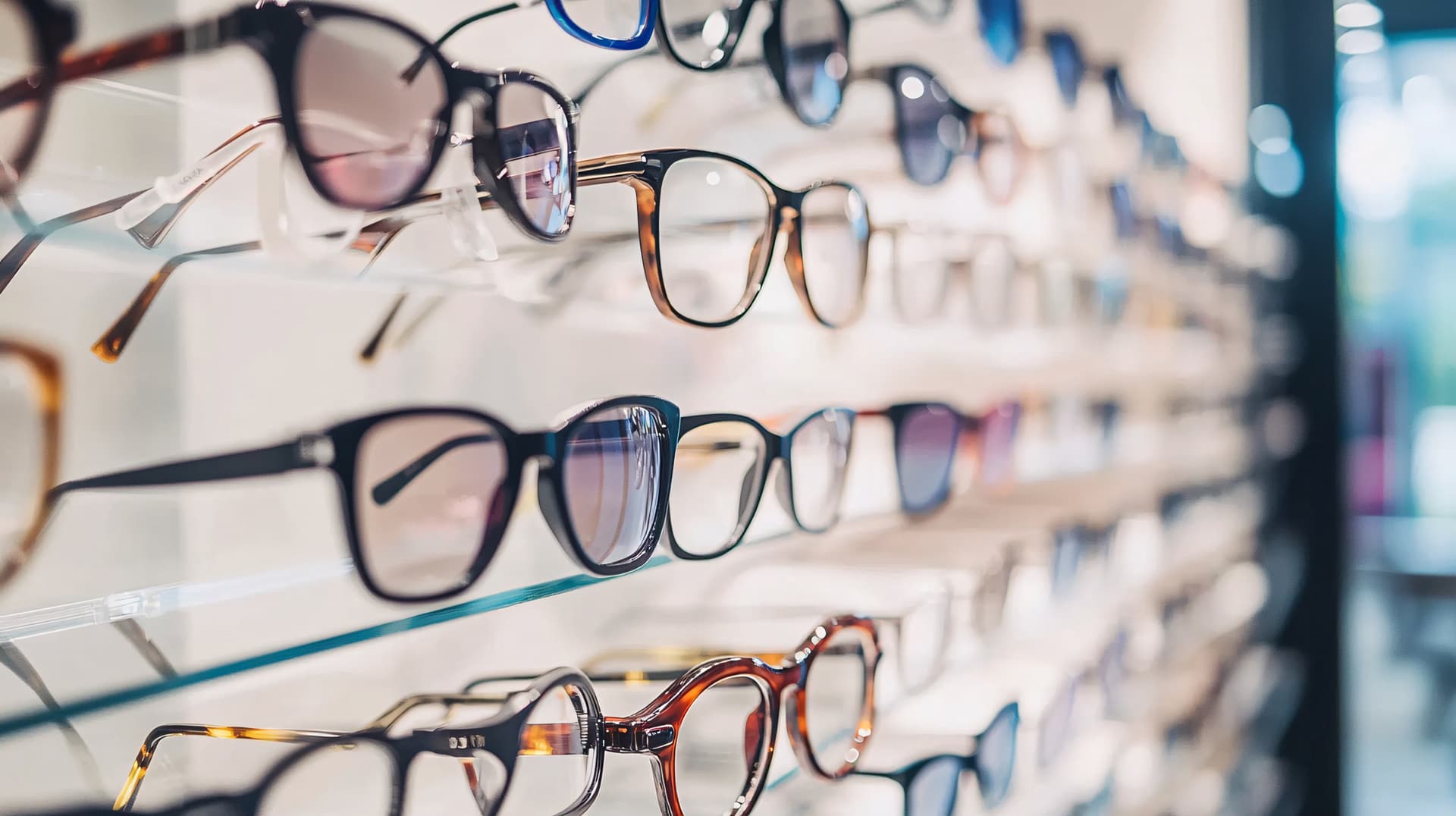  ¿A qué espera para pedir su cita con un optometrista?